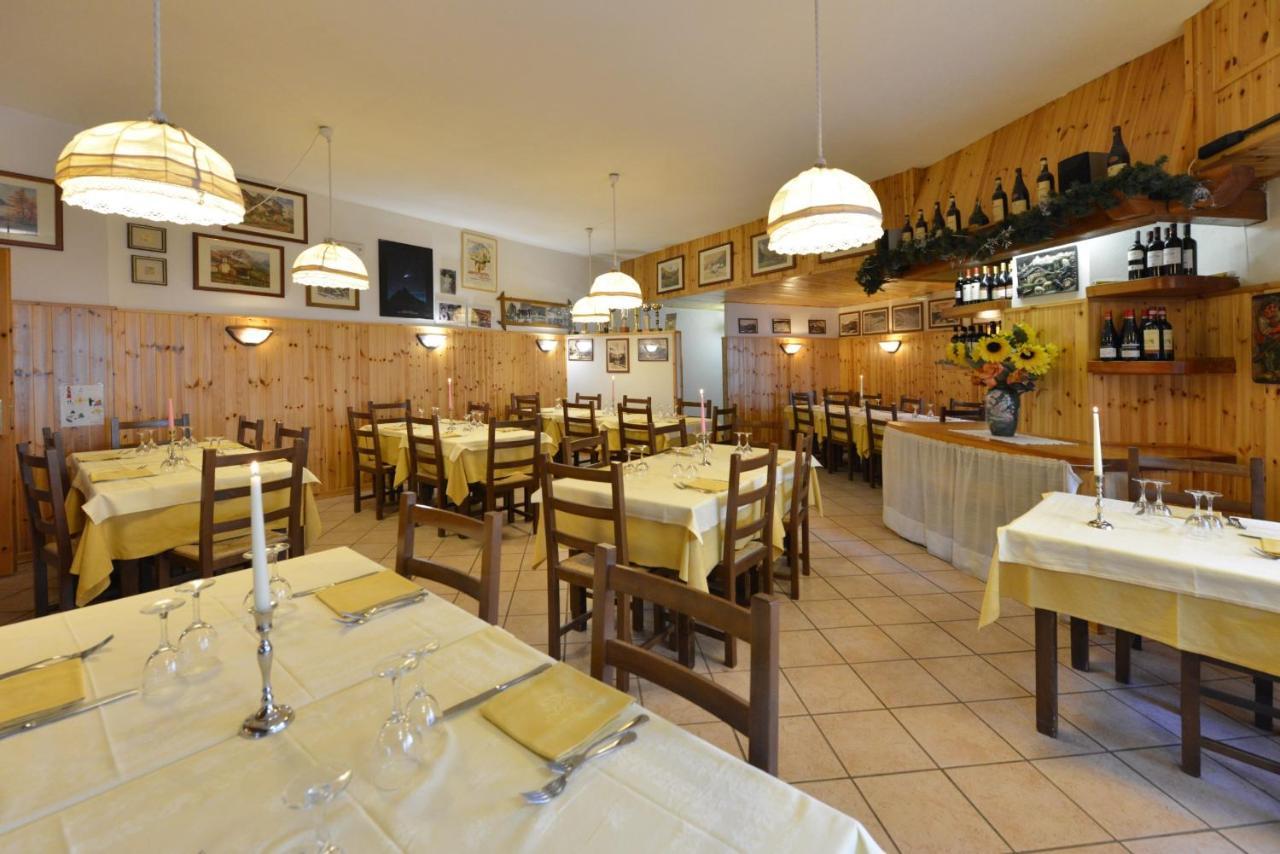 Hotel & Ristorante Serenella 布勒伊-切尔维尼亚 外观 照片